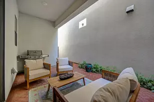 9 Fischbacher St, Sacramento, CA 95816 - Photo 53