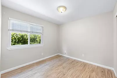 8600 Heritage Hill Drive, Elk Grove, CA 95624 - Photo 19