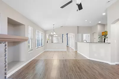 8600 Heritage Hill Drive, Elk Grove, CA 95624 - Photo 11