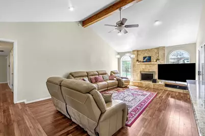 2436 Trevor Court, Madera, CA 93637 - Photo 9