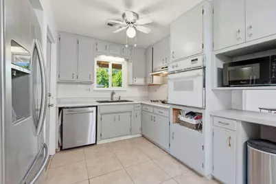 2433 Kildare Lane, Modesto, CA 95354 - Photo 9