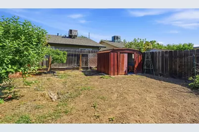 2433 Kildare Lane, Modesto, CA 95354 - Photo 33