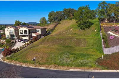 113 Vinicola Court, El Dorado Hills, CA 95762 - Photo 3