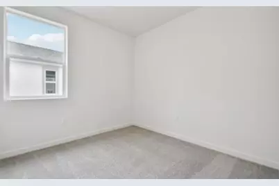 6451 Jacinto Avenue, Sacramento, CA 95823 - Photo 21