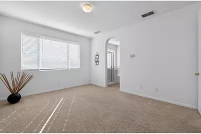 10157 Lofton Way, Elk Grove, CA 95757 - Photo 13