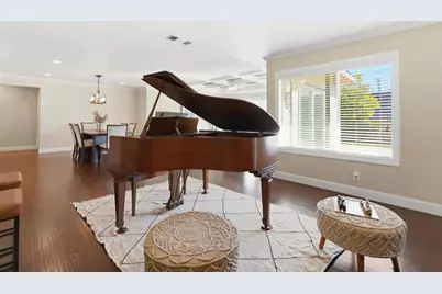 1700 Rolling Hills Road, Sacramento, CA 95864 - Photo 17