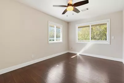 1700 Rolling Hills Road, Sacramento, CA 95864 - Photo 25