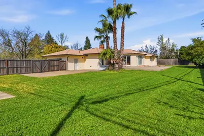 1700 Rolling Hills Road, Sacramento, CA 95864 - Photo 47