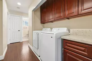 1700 Rolling Hills Rd, Sacramento, CA 95864 - Photo 41