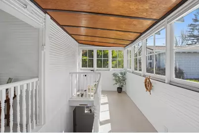 2720 Portola Way, Sacramento, CA 95818 - Photo 27