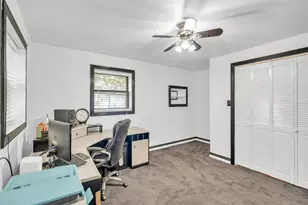 2720 Portola Way, Sacramento, CA 95818 - Photo 37