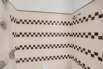 2720 Portola Way, Sacramento, CA 95818 - Photo 41