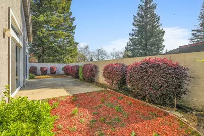 1100 La Fleur Way, Sacramento, CA 95831 - Photo 13