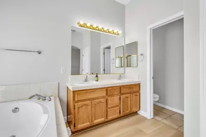 1100 La Fleur Way, Sacramento, CA 95831 - Photo 39