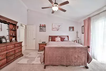 8050 Garryanna Drive, Citrus Heights, CA 95610 - Photo 17