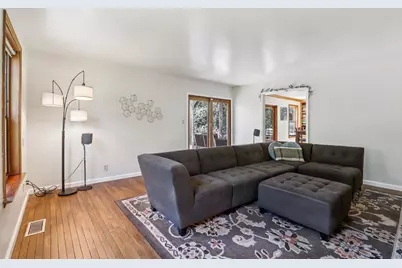 4380 Creekside Drive, Shingle Springs, CA 95682 - Photo 5