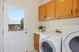 848 Morningside Dr, Folsom, CA 95630 - Photo 43