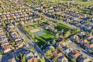 2403 Clemente Ln, Tracy, CA 95377 - Photo 39