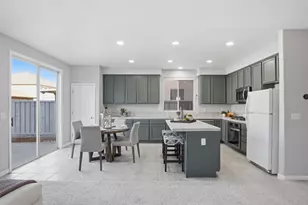 2403 Clemente Ln, Tracy, CA 95377 - Photo 7