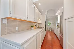 2945 27th St, Sacramento, CA 95818 - Photo 19