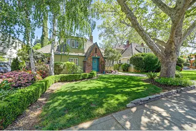 2945 27th Street, Sacramento, CA 95818 - Photo 1