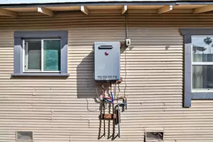 3541 38th St, Sacramento, CA 95817 - Photo 29