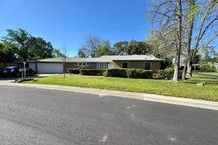 2611 Foothill Dr, Carmichael, CA 95608 - Photo 1