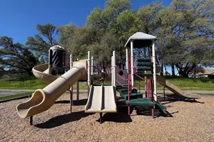 11919 Brooke Crest Dr, Auburn, CA 95602 - Photo 17