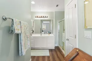 220 N Mill Valley Circle, Sacramento, CA 95835 - Photo 17