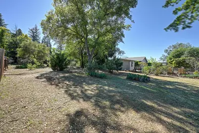 12195 Holly Vista Way, Auburn, CA 95603 - Photo 9