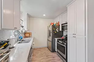 2313 Laredo Rd, Sacramento, CA 95825 - Photo 7