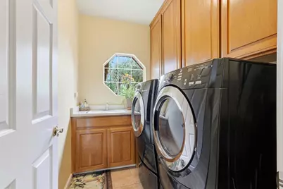 8867 Chex Court, Elk Grove, CA 95624 - Photo 19