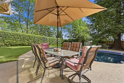 8867 Chex Court, Elk Grove, CA 95624 - Photo 33