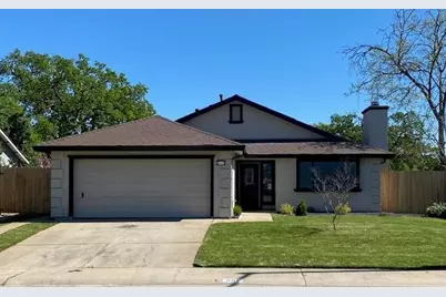 881 Spur Way, Galt, CA 95632 - Photo 1