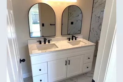 881 Spur Way, Galt, CA 95632 - Photo 11