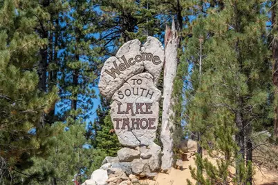 1685 Arapahoe Street, South Lake Tahoe, CA 96150 - Photo 9