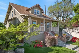 2152 34th St, Sacramento, CA 95817 - Photo 3