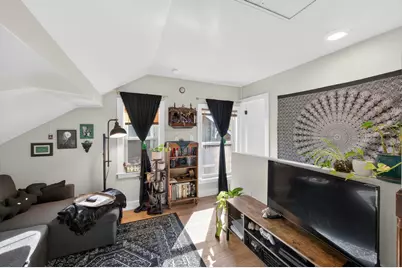 2152 34th Street, Sacramento, CA 95817 - Photo 27