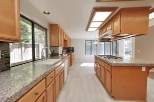 11864 S Carson Way, Gold River, CA 95670 - Photo 23