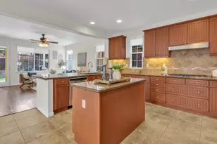 2064 Camp Whitney Cir, Rocklin, CA 95765 - Photo 17