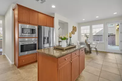 2064 Camp Whitney Circle, Rocklin, CA 95765 - Photo 17