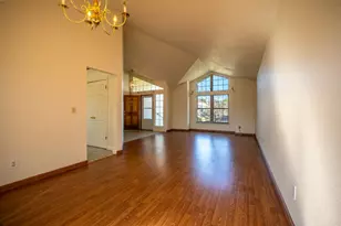 319 Shelduck Ln, Galt, CA 95632 - Photo 3