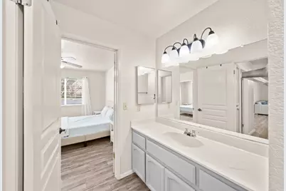 7579 Sunmore Lane, Sacramento, CA 95828 - Photo 21