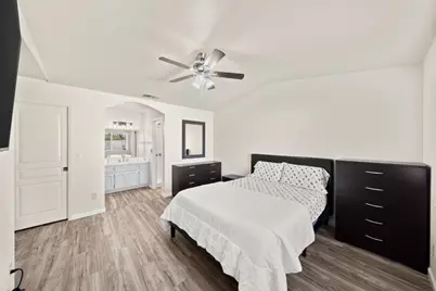 7579 Sunmore Lane, Sacramento, CA 95828 - Photo 25