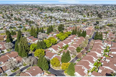 7579 Sunmore Lane, Sacramento, CA 95828 - Photo 37