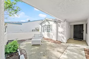 7579 Sunmore Ln, Sacramento, CA 95828 - Photo 5