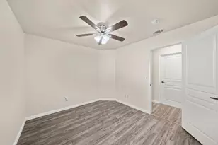 7579 Sunmore Ln, Sacramento, CA 95828 - Photo 23