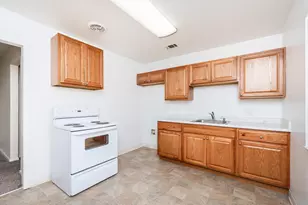 1706 Madrone Ave, West Sacramento, CA 95691 - Photo 15