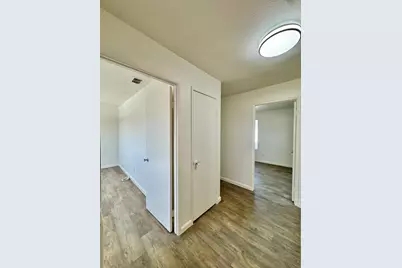 43 Omaha Court, Sacramento, CA 95823 - Photo 27