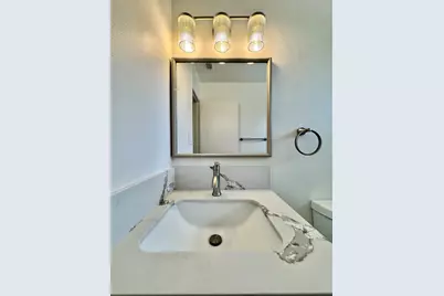 43 Omaha Court, Sacramento, CA 95823 - Photo 21